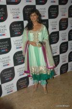 Chitrangada Singh at Manish Malhotra Show at Lakme Fashion Week 2011 Day 5 in Grand Hyatt, Mumbai on 21st Aug 2011 (161).JPG